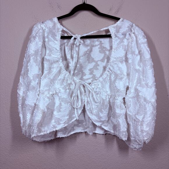 Free People Medium Callie Top White Cropped Cut Out Tie Back Puff Sleeves - Picture 3 of 12